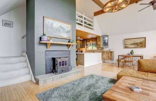 Willow Street House | Sunny & Spacious A-Frame with Private Pool and Panoramic Amish Country Views