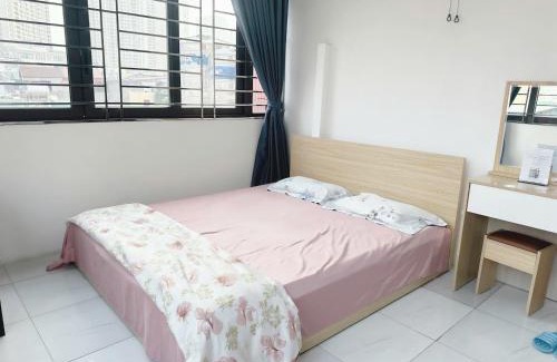 Trung Hoa Nhan Chinh Apartment | Sunny Stay 702 TM27
