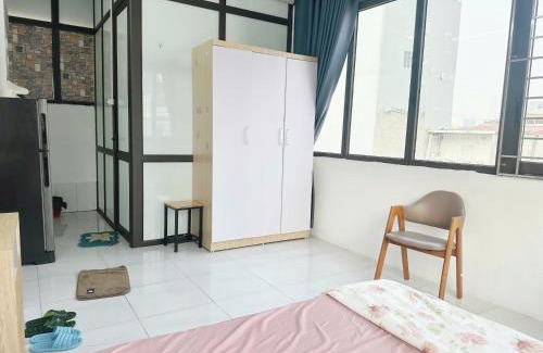 Trung Hoa Nhan Chinh Apartment | Sunny Stay 702 TM27