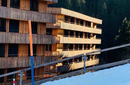 Flims Apartment | Sunny Stenna Selva 3-room apartment next to bike and ski lifts