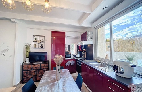 Lamalou-les-Bains Apartment | Sunny Terrace Apartment - 100m from Town Center and Thermal Baths, Pet-Friendly, A/C, WiFi