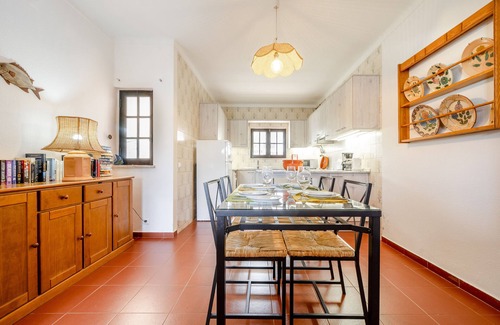 Altura Villa | Sunny villa in Altura beach, garden, Wifi, air conditioning, ground floor