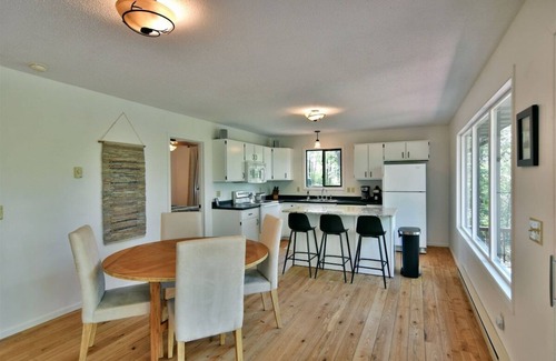 Solon Springs House | Sunnyside Cabin, Pet Friendly on Breakfast Lake in Barnes, WI