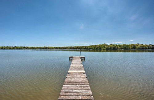 Isanti House | Sunrise Bay with Lake Access Families Welcome!