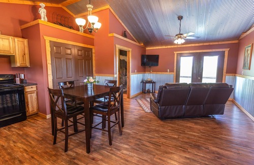 Steelville Cabin | Sunrise Cabin - Breathtaking Sunrises & Relaxing Sunsets