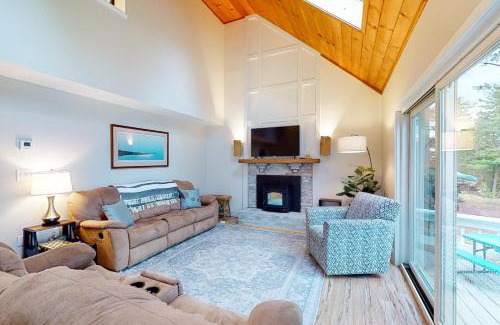Alton Bay House | Sunrise Estate