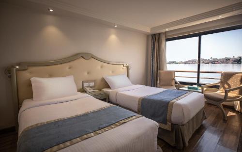Nile River Luxor Boat Rental | SUNRISE Semiramis I Cruise