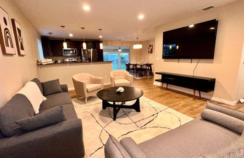 Rocklin House | Sunrise View Vacation Home