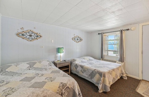 Hudson Hotel | Sunset Acres Motel - Room 4