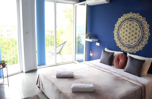 Chernomorets House | SUNSET ART HOTEL