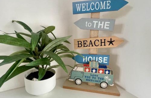 Soldiers Point House | Sunset Beach House 100mtrs to the Beach 3 Bedroom