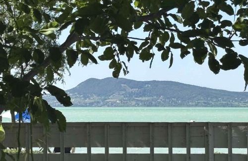 Fonyodliget House | Sunset Beach House