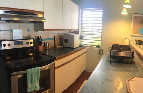 Estate William Cottage | Sunset Beach Oceanfront Cottage