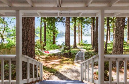 Fall City Hotel | Sunset Chalet at Lake Alice