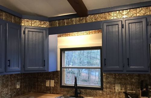 Lackawaxen House | Sunset Chalet-Late Check Out for added Fun on the Slopes or Trails Pet-friendly