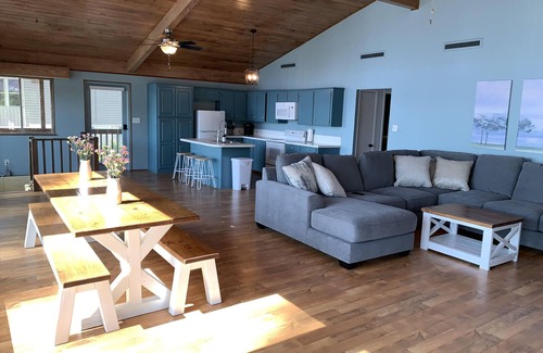 Jefferson House | Sunset Cove - Lake O' The Pines/Crystal Cove