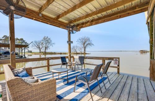 Onalaska House | Sunset Cove Lakefront Rental with Private Dock!