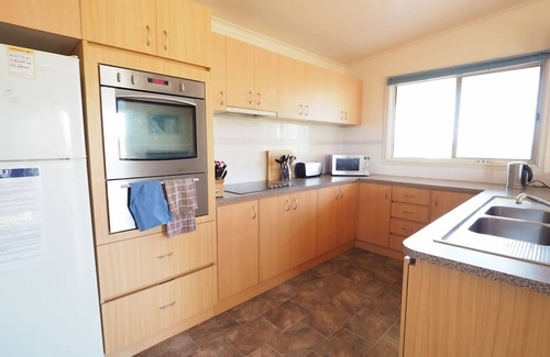 Sandy Point House | Sunset Deck Beach House Sandy Point