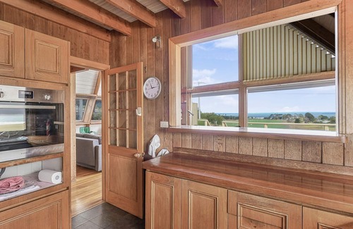 Coronet Bay House | Sunset Dreams across the Sea