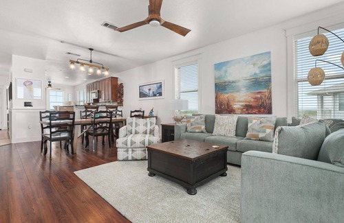 Galveston Condo | Sunset Estuary - Overlooking Lazy River Pool - Top Floor- NEW LISTING
