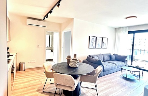 Vasa Koilaniou Apartment | Sunset Gardens: Where Every Stay feels like a Holiday/1-Bedroom Apartment