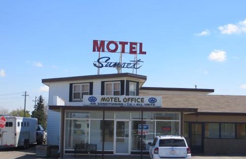 Fort Macleod Hotel | Sunset Motel
