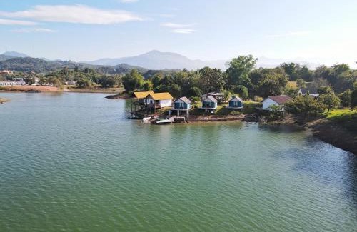 Vang Vieng House | Sunset Nam Ngum resort