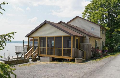 Town of Ledyard House | Sunset Paradise Cottage