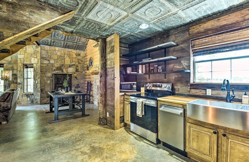 Sunset Cottage | Sunset Ranch w/Pool & Hot Tub on 29 Acres!