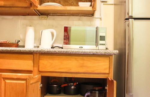 Saint Andrew Apartment | Sunset Strip Acadia Guest Apartment