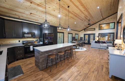 Pickens Cabin | Sunset Views + ATV Trails + Game Room + Bunk Bed Nook + Private Outdoor Living