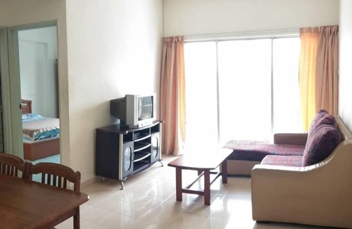 Taman Haji Zainal House | Sunshine Bay Resort Port Dickson