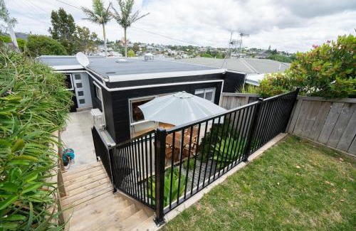 St. Heliers House | Sunshine Daydream w Edmund Cottage