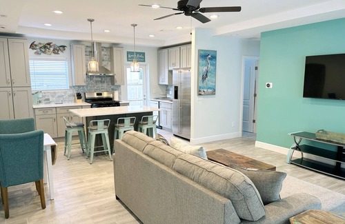 River Oaks House | Sunshine Retreat FTL- 3 Bedroom vacation home in downtown Ft. Lauderdale