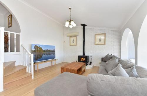 Sunshine House | Sunshine Shores
