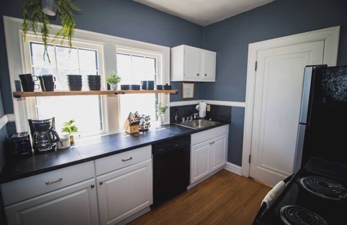 Greeley Apartment | Sunshine & Sky Loft