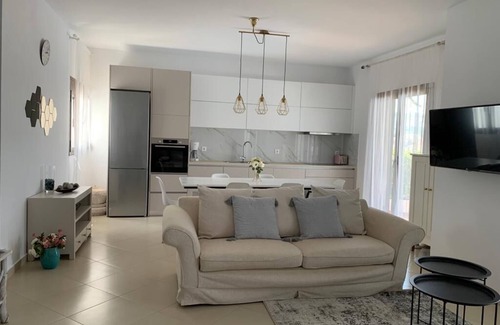 Vlicha Villa | "Sunshine" with swimming pool, very close to the beach!