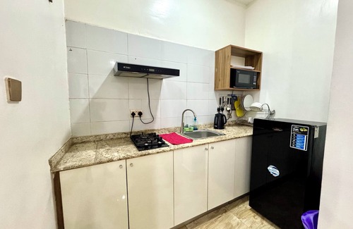 Utako Apartment | SUNVIEW PENTHOUSE CONDO 24hrs LIGHT, AC & WIFI