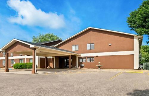 Blue Earth Hotel | Super 8 by Wyndham Blue Earth