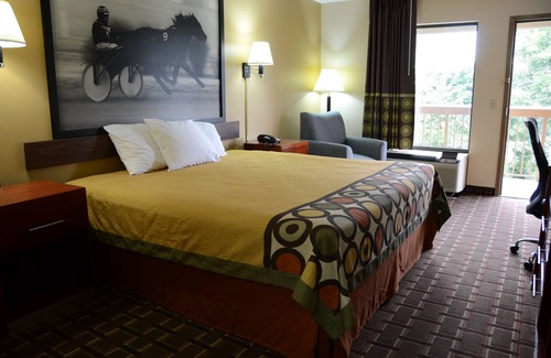 Franklin Hotel | Super 8 by Wyndham Franklin Hwy 31