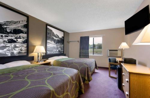 Helena Hotel | Super 8 by Wyndham Helena