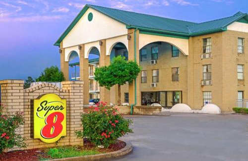 Lakeland Hotel | Super 8 by Wyndham Lakeland