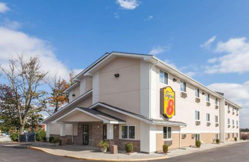 Latham Hotel | Super 8 by Wyndham Latham - Albany Airport