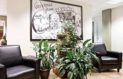 Lavonia Hotel | Super 8 by Wyndham Lavonia