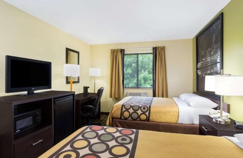 Marietta Hotel | Super 8 by Wyndham Marietta