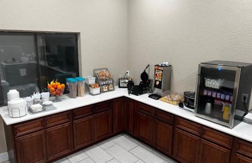 Marion Hotel | Super 8 by Wyndham Marion