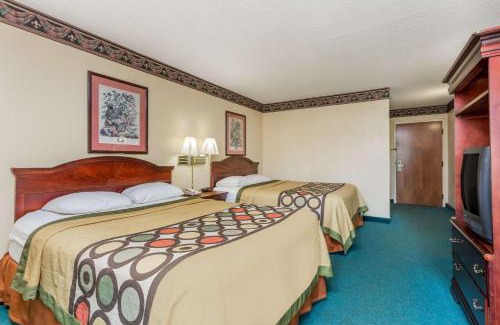 Powdersville Hotel | Super 8 by Wyndham Piedmont Greenville Area