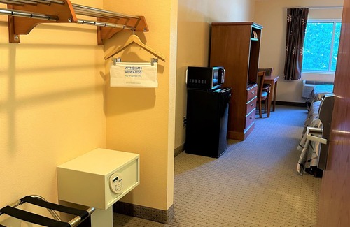 Pauline Hotel | Super 8 by Wyndham Topeka at Forbes Landing