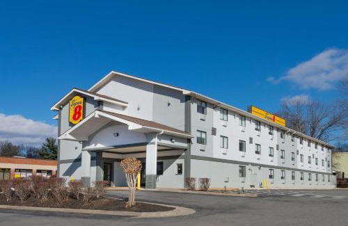Charlottesville Hotel | Super 8 by Wyndham Charlottesville