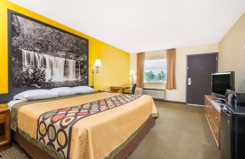 Williamsburg Hotel | Super 8 by Wyndham Williamsburg